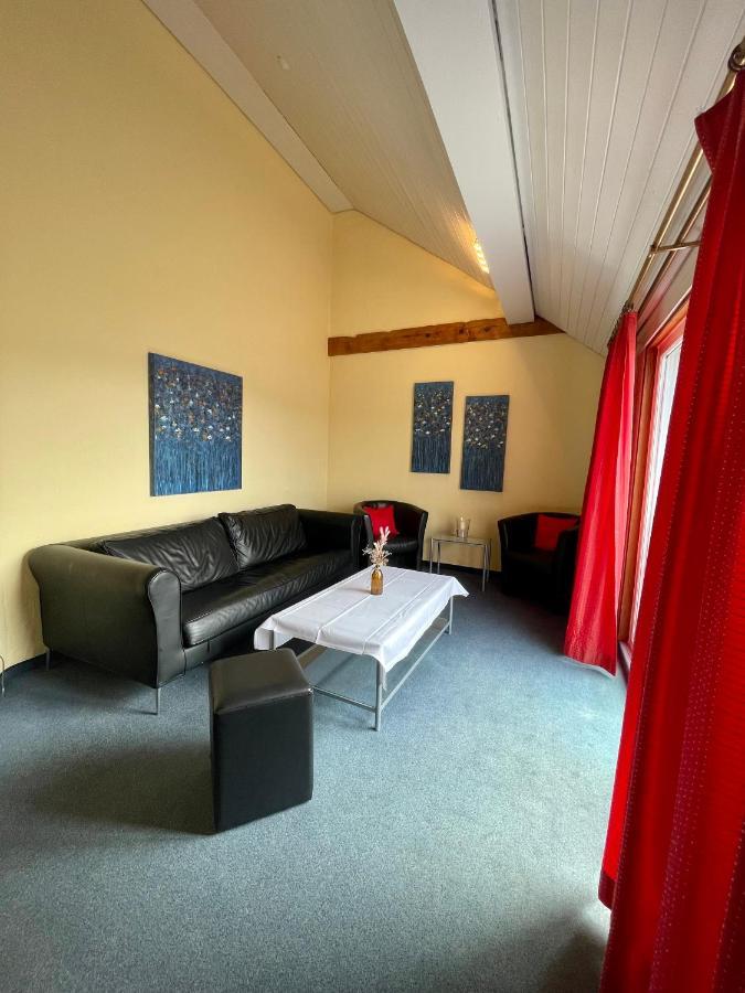 Hotel Bären Suhr Aarau Exteriör bild