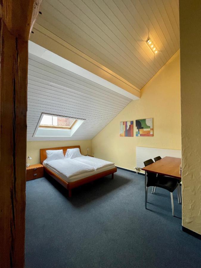 Hotel Bären Suhr Aarau Exteriör bild