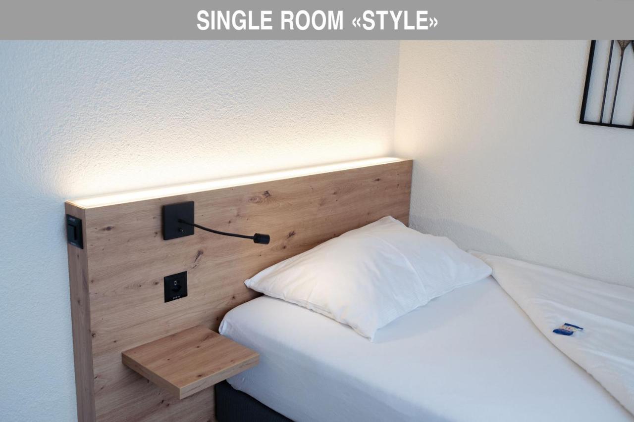 Hotel Bären Suhr Aarau Exteriör bild