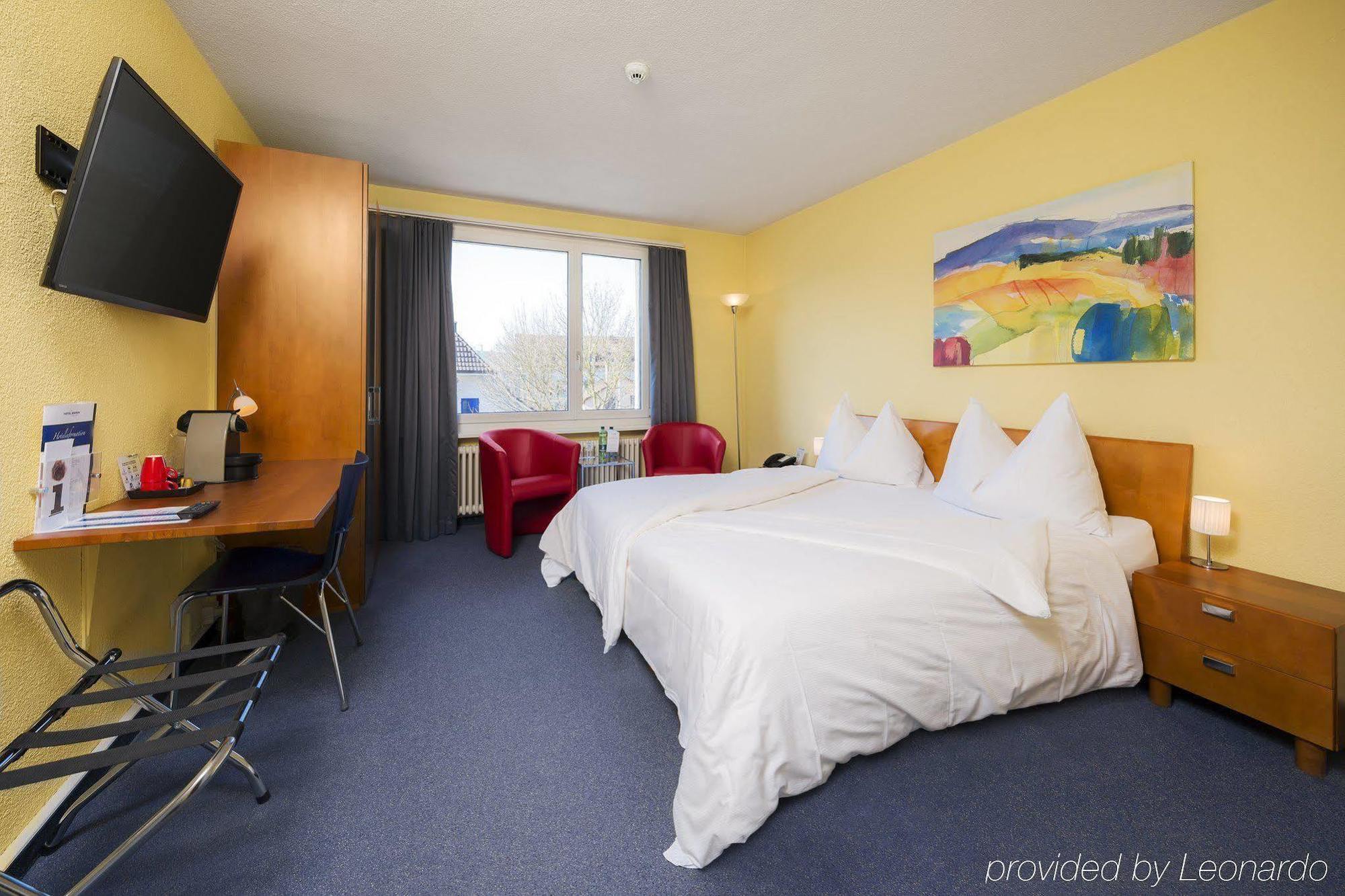 Hotel Bären Suhr Aarau Exteriör bild
